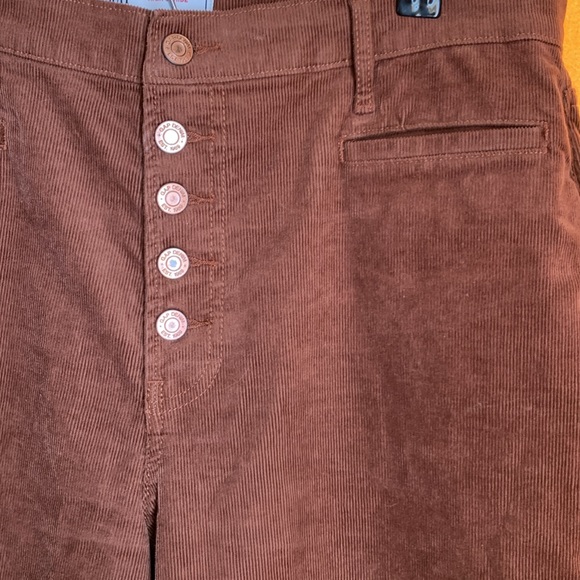 Gap brown high stride corduroy button down pants 32/14R - Picture 4 of 5